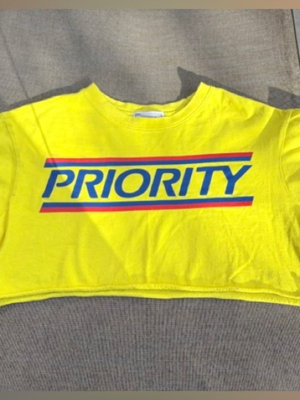 Forever 21 x USPS Priority Mail Tag Boxy Yellow Crop Top great condition size S